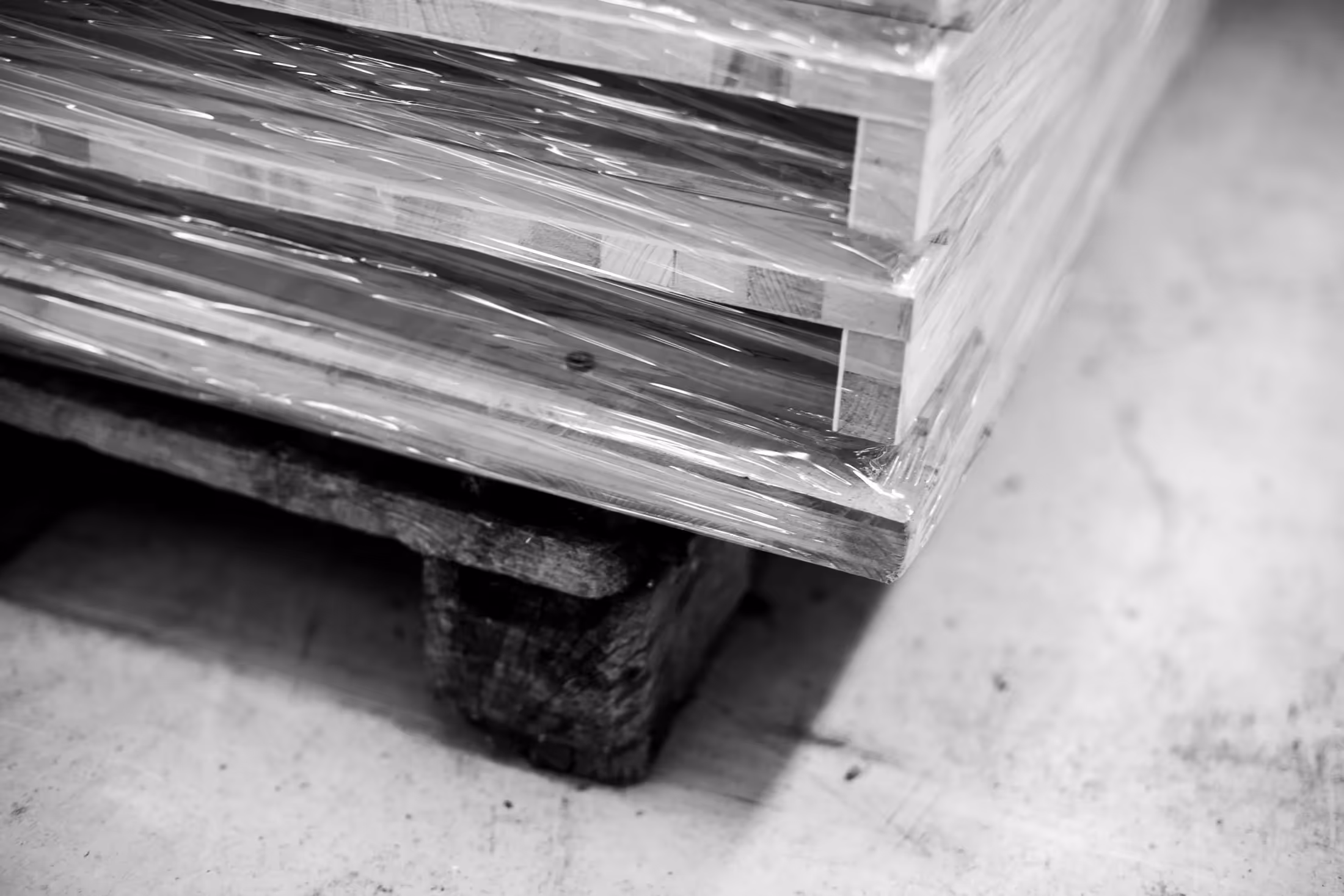 Storage & logistics — safe, efficient & on time