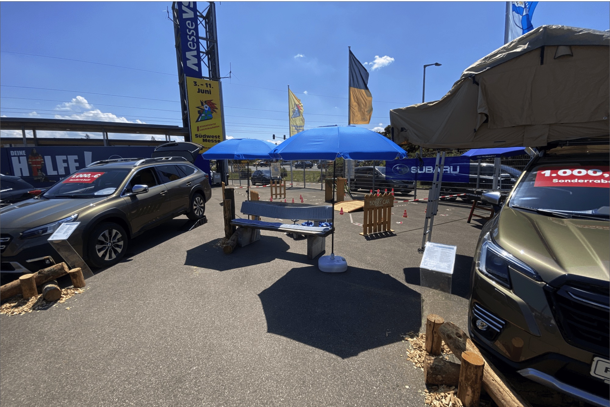 Messestand von Autohaus ROTH auf der Südwest Messe 2023 in Villingen-Schwenningen