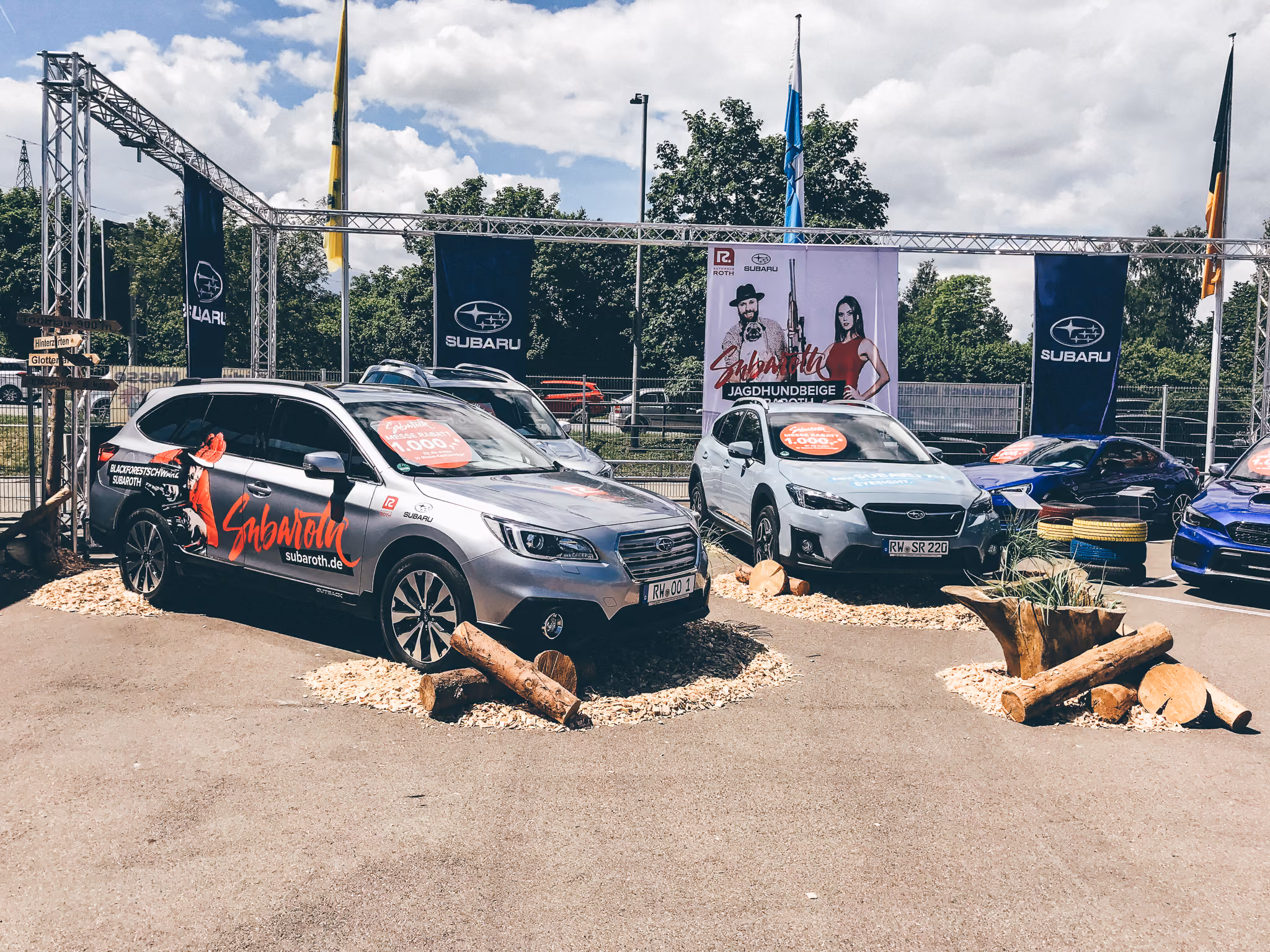 Messestand von Autohaus ROTH auf der Südwest Messe 2021 in Villingen-Schwenningen, Ansicht 2