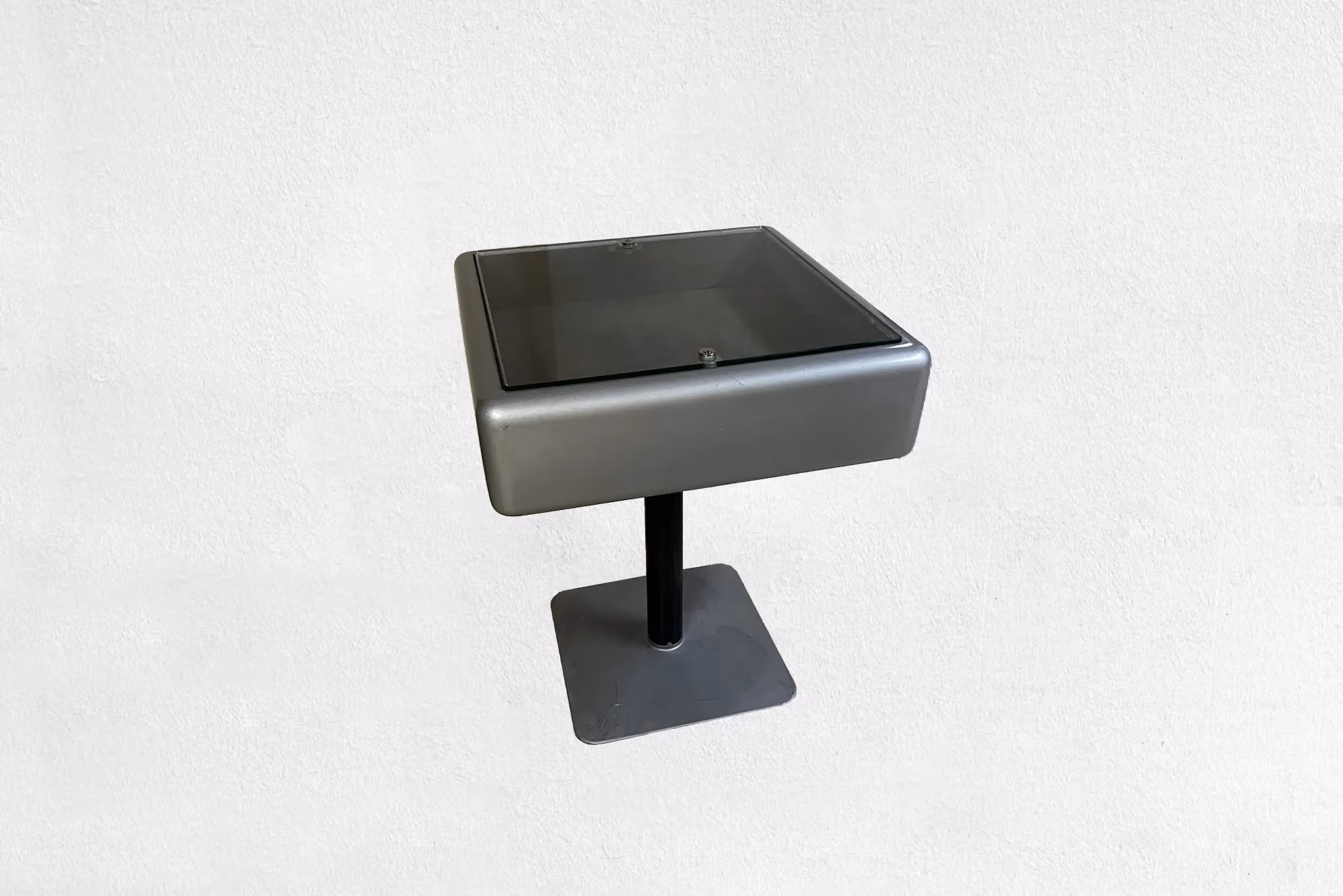 Silver table display case for hire