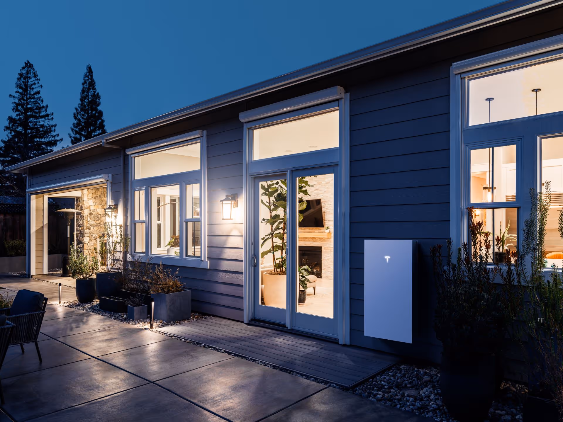 One-story modern home with an installed Light Tesla PowerWall 3