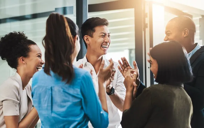 How Employee Recognition Can Fight the Great Resignation