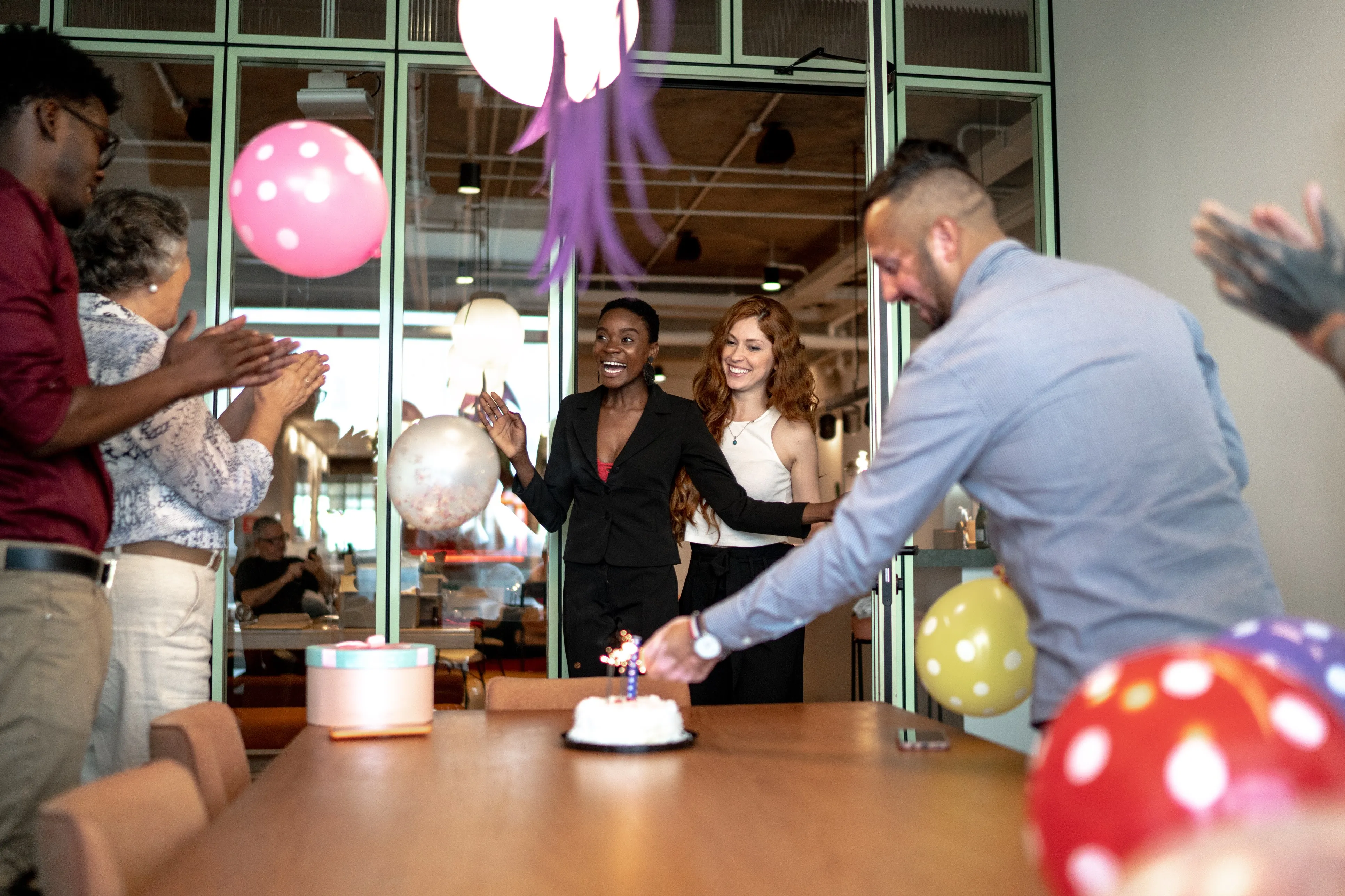 People celebrate their teammate for reaching an important milestone. With Kudos, nobody's special day is missed. 