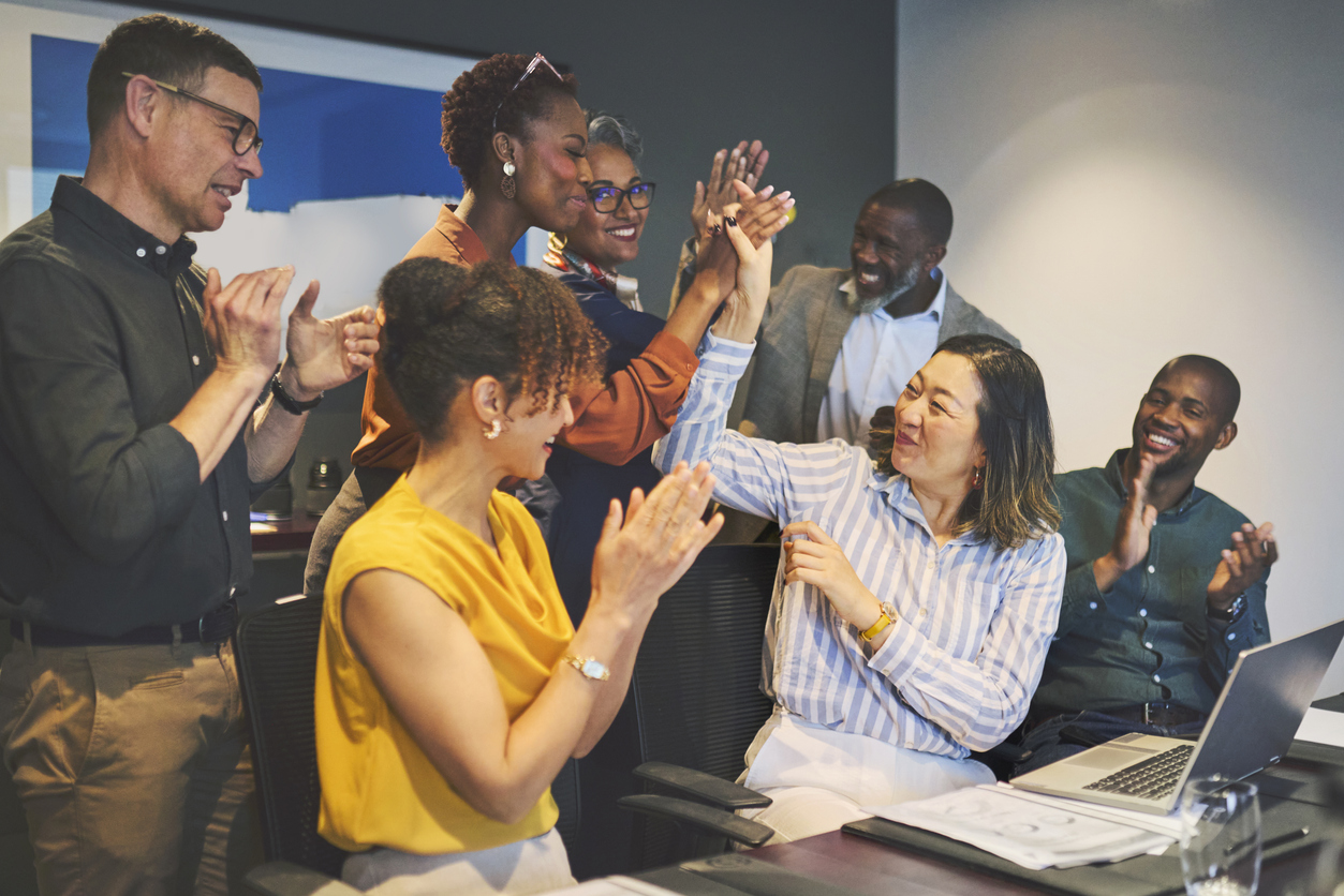 Inclusive Holiday Recognition Ideas That Bring People Together 