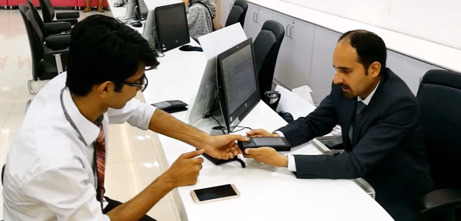 Verificación biométrica de SIM en Pakistán
