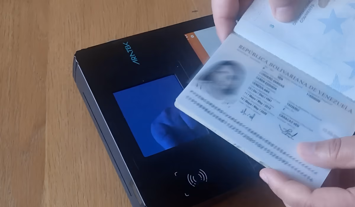 MRZ Scanning Step 1: Document Presentation (an e-Passport) and Ready for Scanning with an Aratek Biometric Tablet