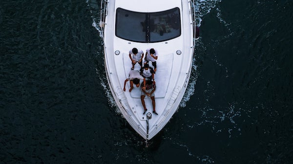 Comment vérifier l’historique d’un bateau avant achat ?
