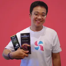Lloyd Tan