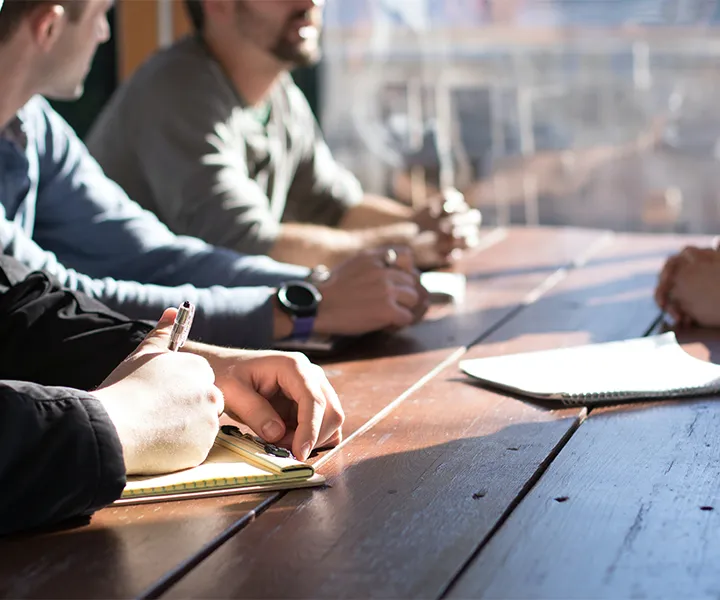 Partnership Marketing, Discussing deals