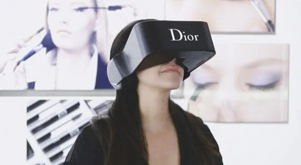 Dior VR headset
