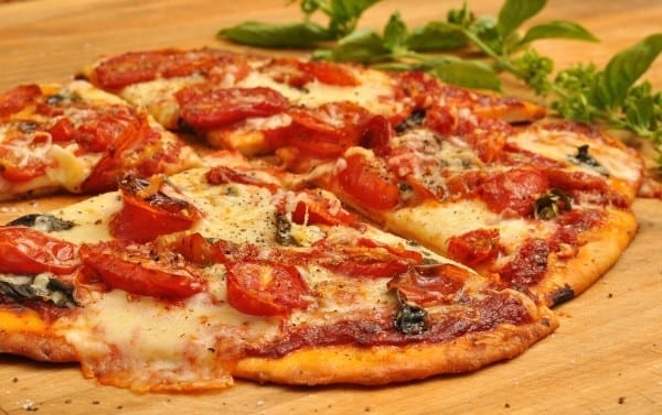 pizza-tomatoes