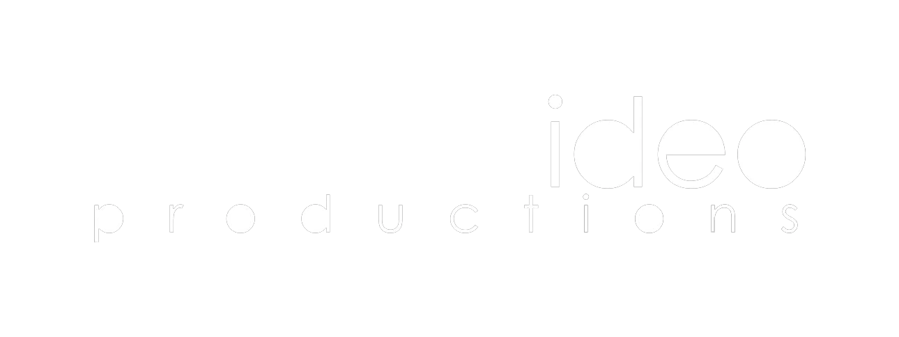 Robles Video logo