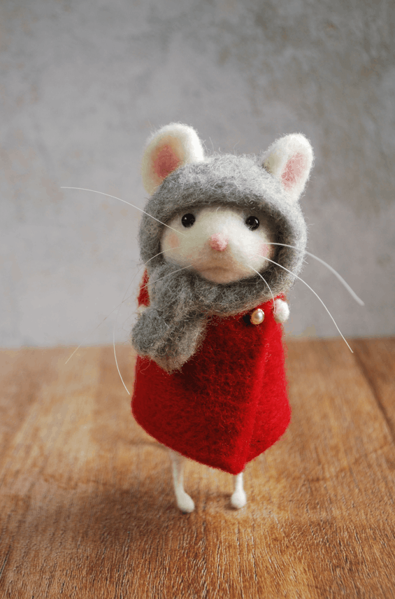 Laura Statham Fibre Art