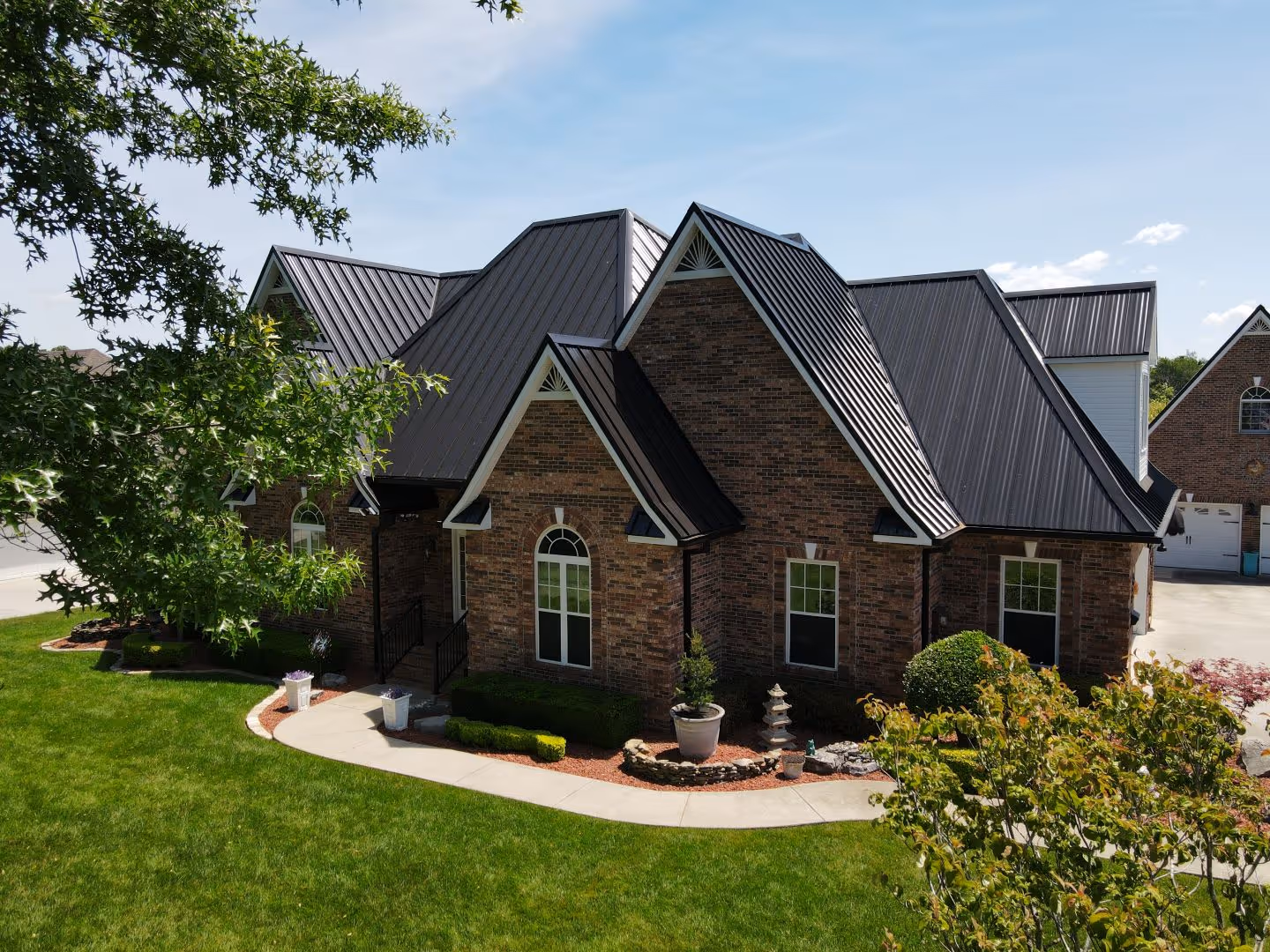 Black Standing Seam on Crisp Sharp Home