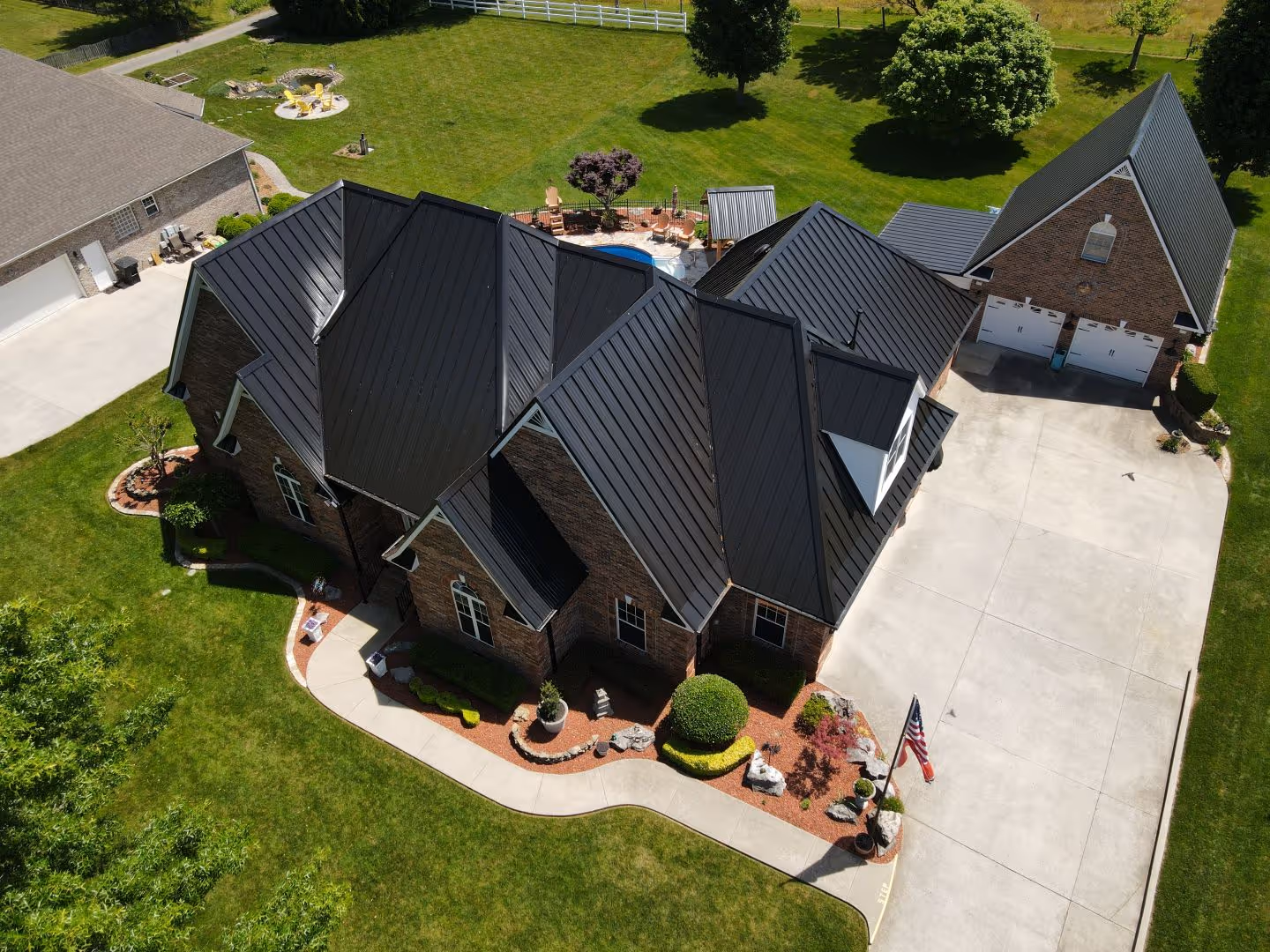 Black Standing Seam on Crisp Sharp Home