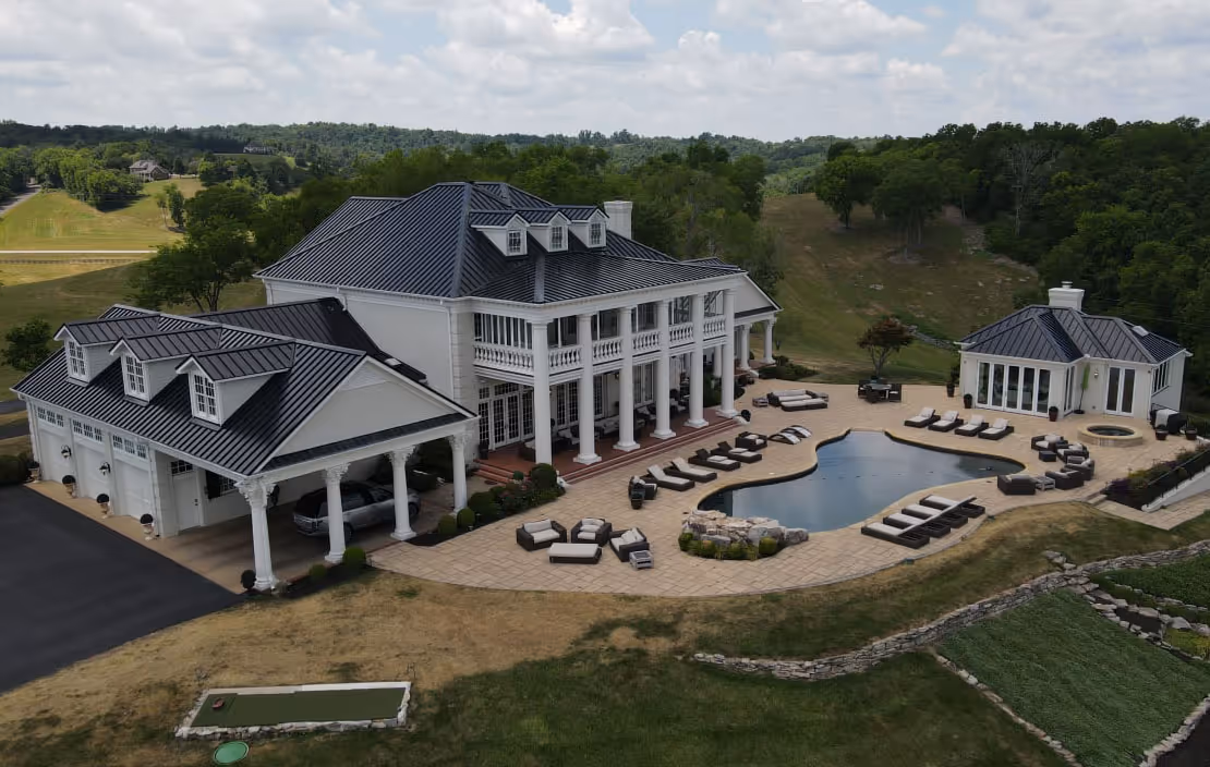 Black Aluminum Shingle With Solar Panels