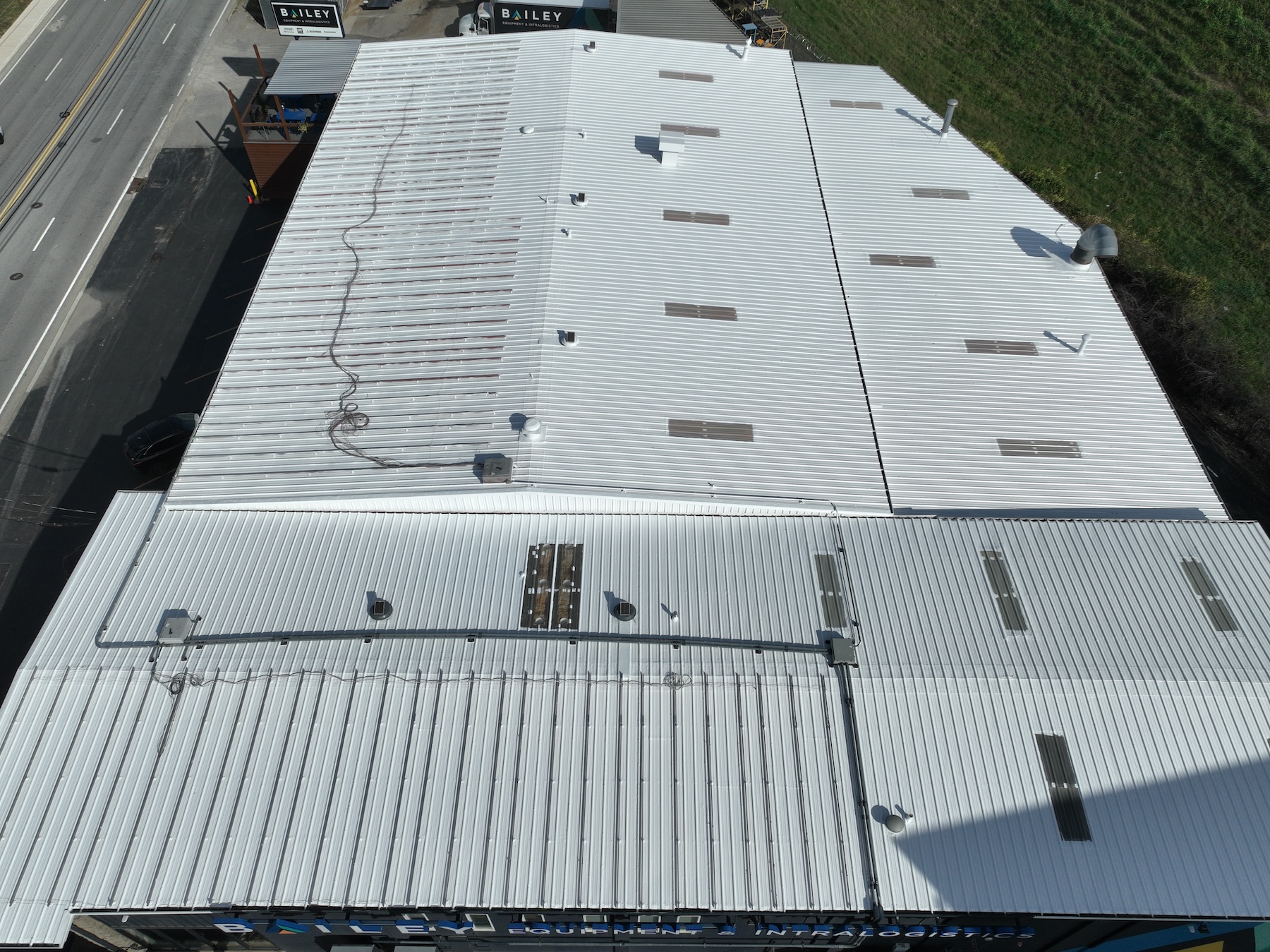 What Is the Biggest Benefit to Installing a Metal Roof on Your Commercial Building?