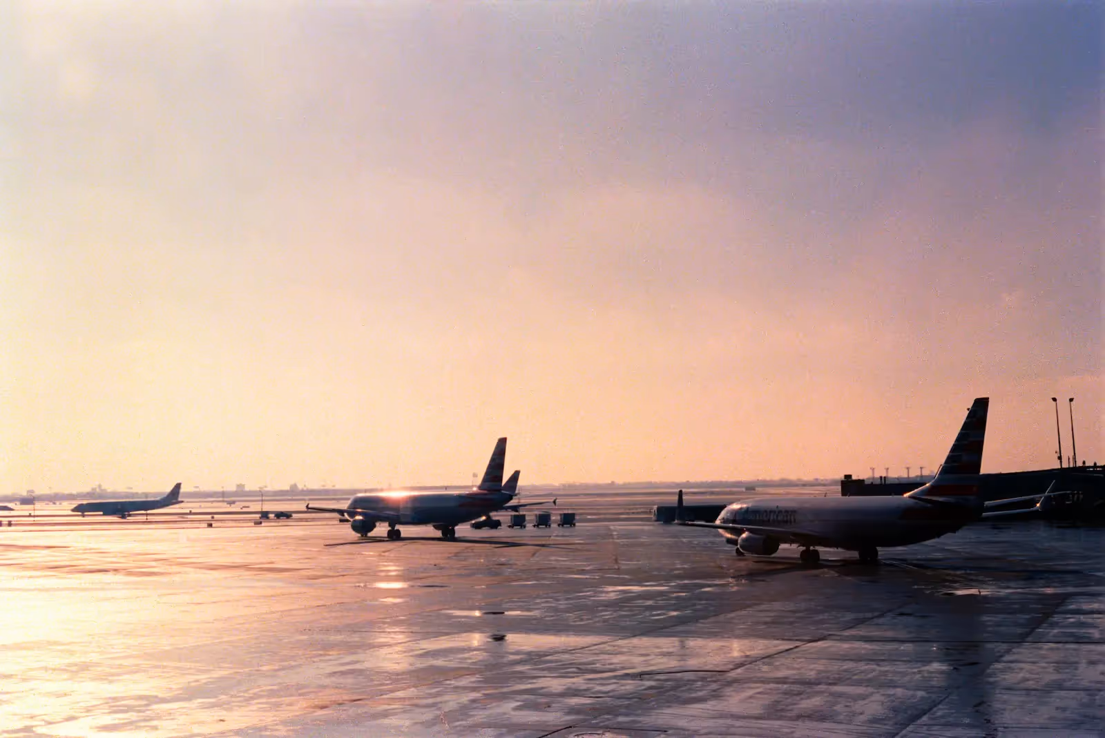 Picture of airplanes