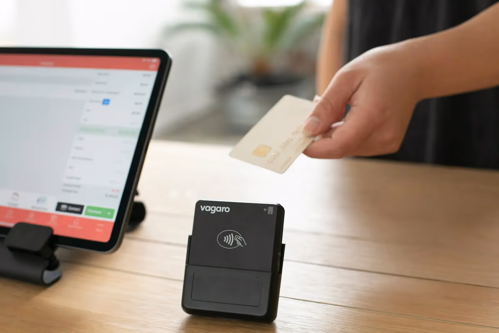 Person holding a credit card
