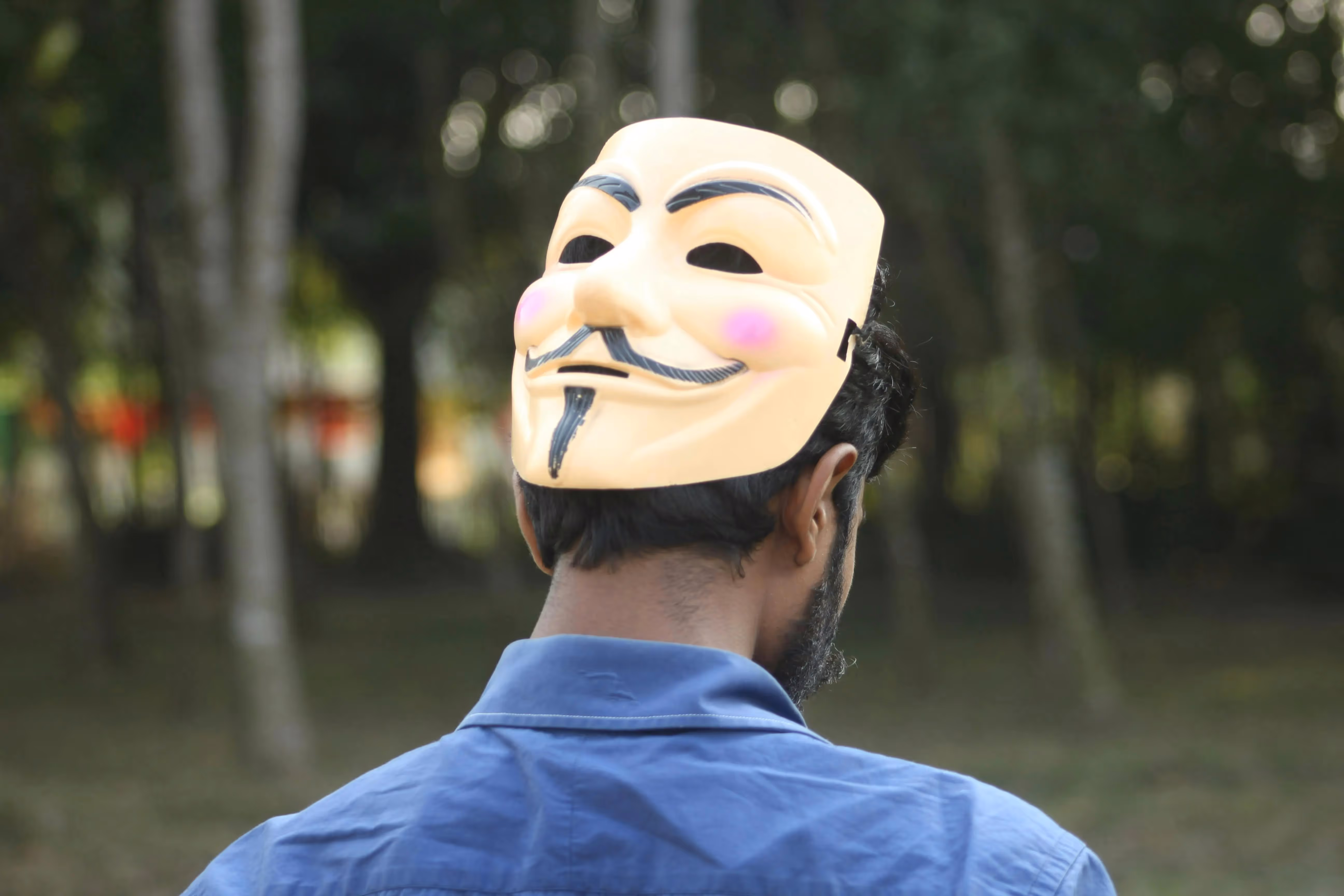 Man wearing a mask