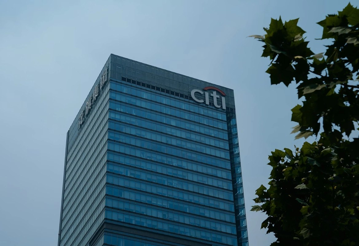 Image of a Citi Bank building.