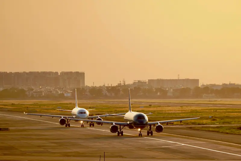 Chase Sapphire Preferred versus Delta Reserve head to head 2026 comparing annual fee rewards earning lounge access and redemption flexibility