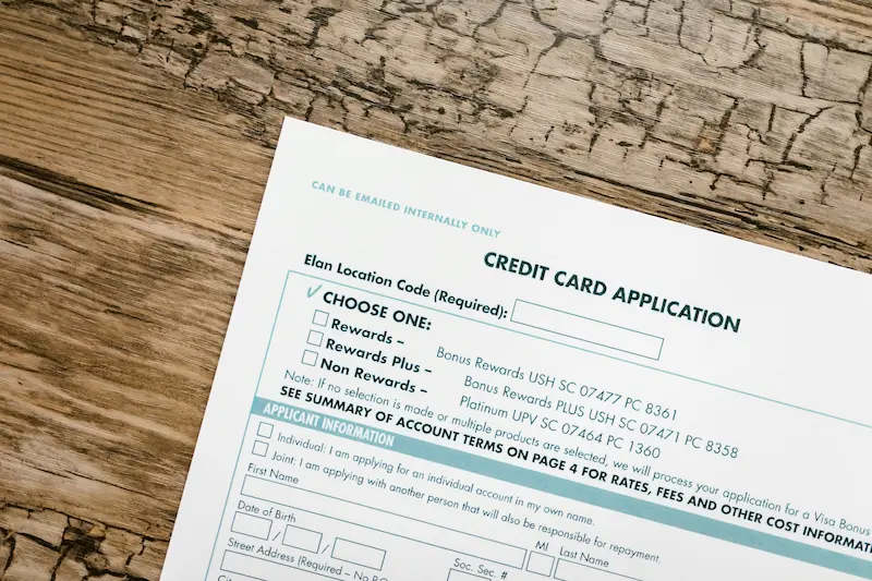 Application tips for Chase Sapphire Preferred and Wells Fargo Autograph Journey in 2026 including Chase 5 24 rule and six month Wells Fargo spacing