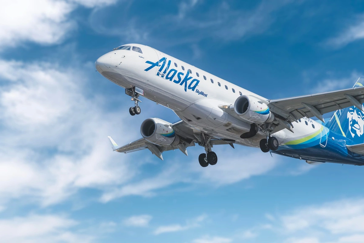 Alaska Airlines plane