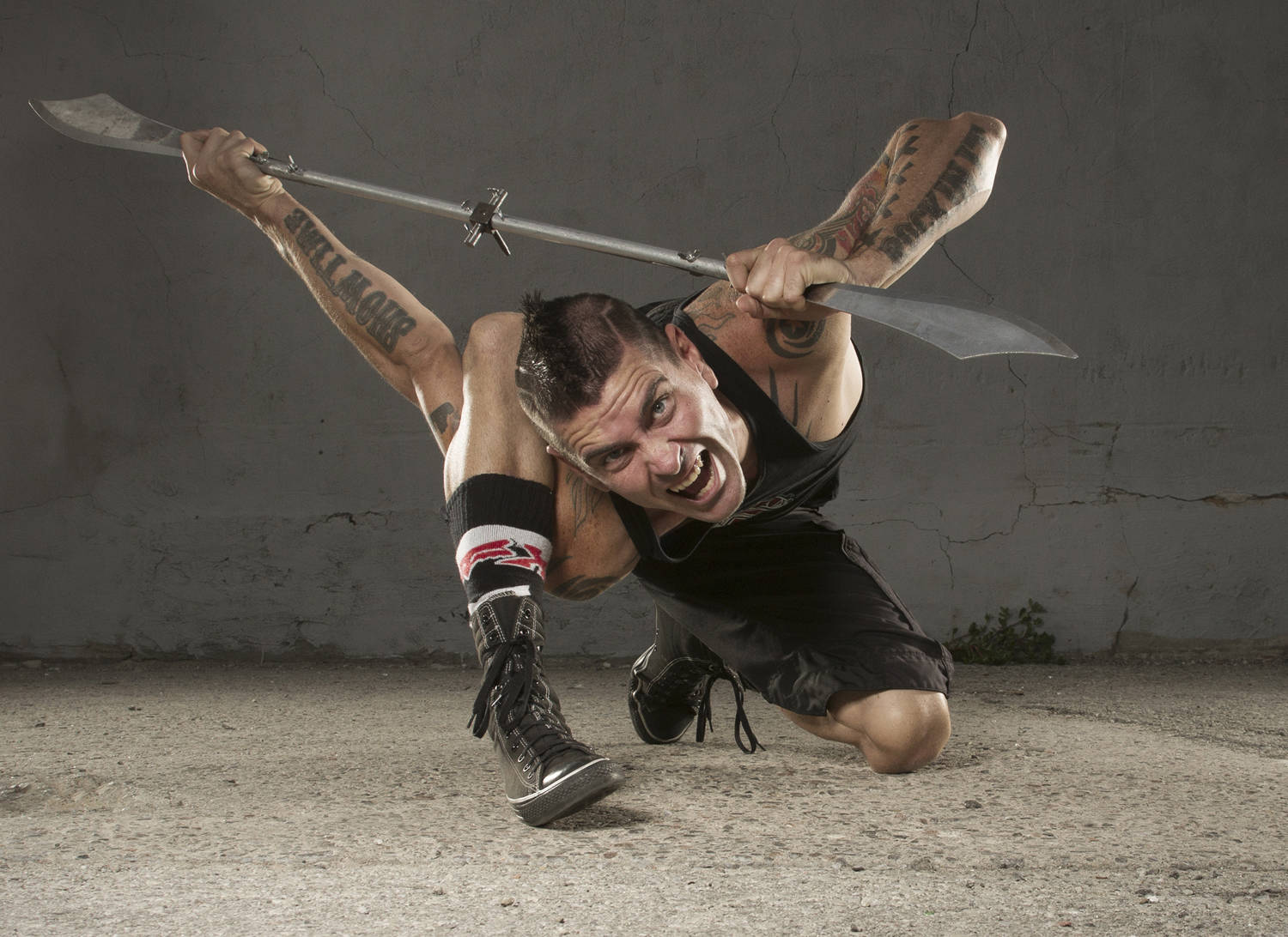 12911870_web1_MMA-BuskersAlakazam.jpg