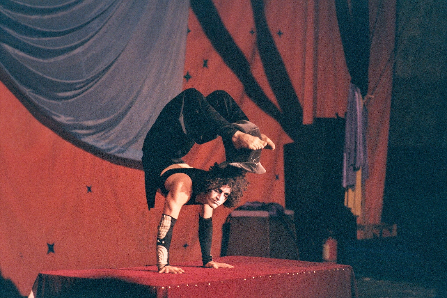 Foto_F_lix_-_Muestra_Escuela_Circo_Criollo.jpg