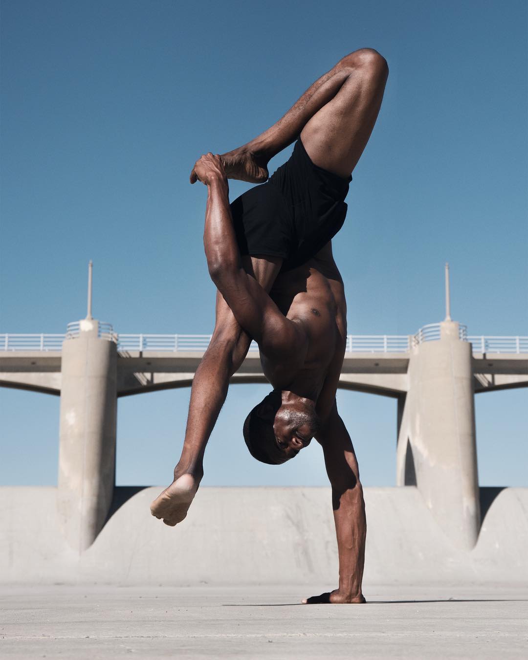 cyberyoga_23823853_259938627868545_2378304197033459712_n.jpg
