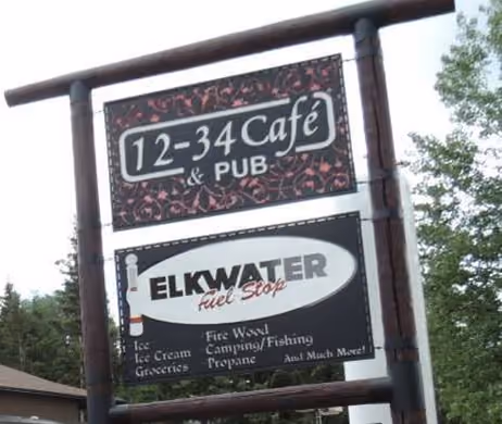 12-34 Cafe & Pub