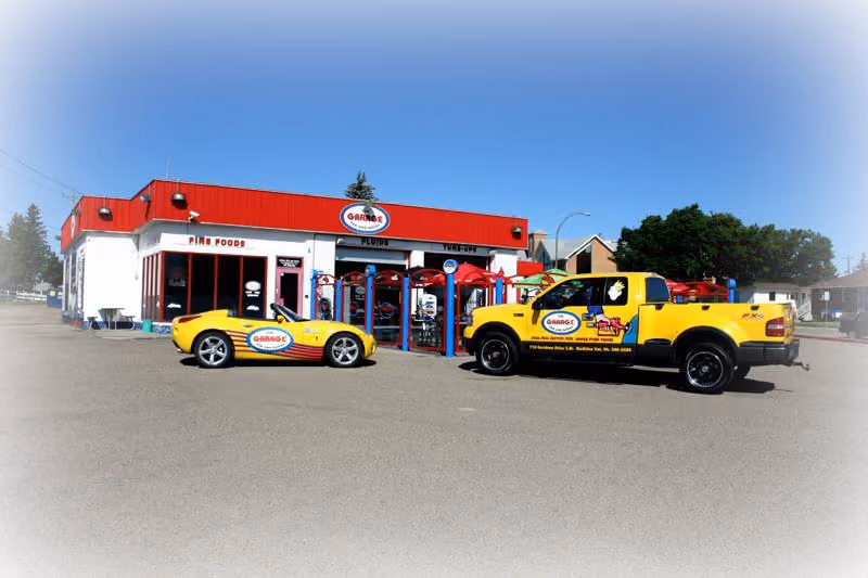 Garage Pub & Eatery