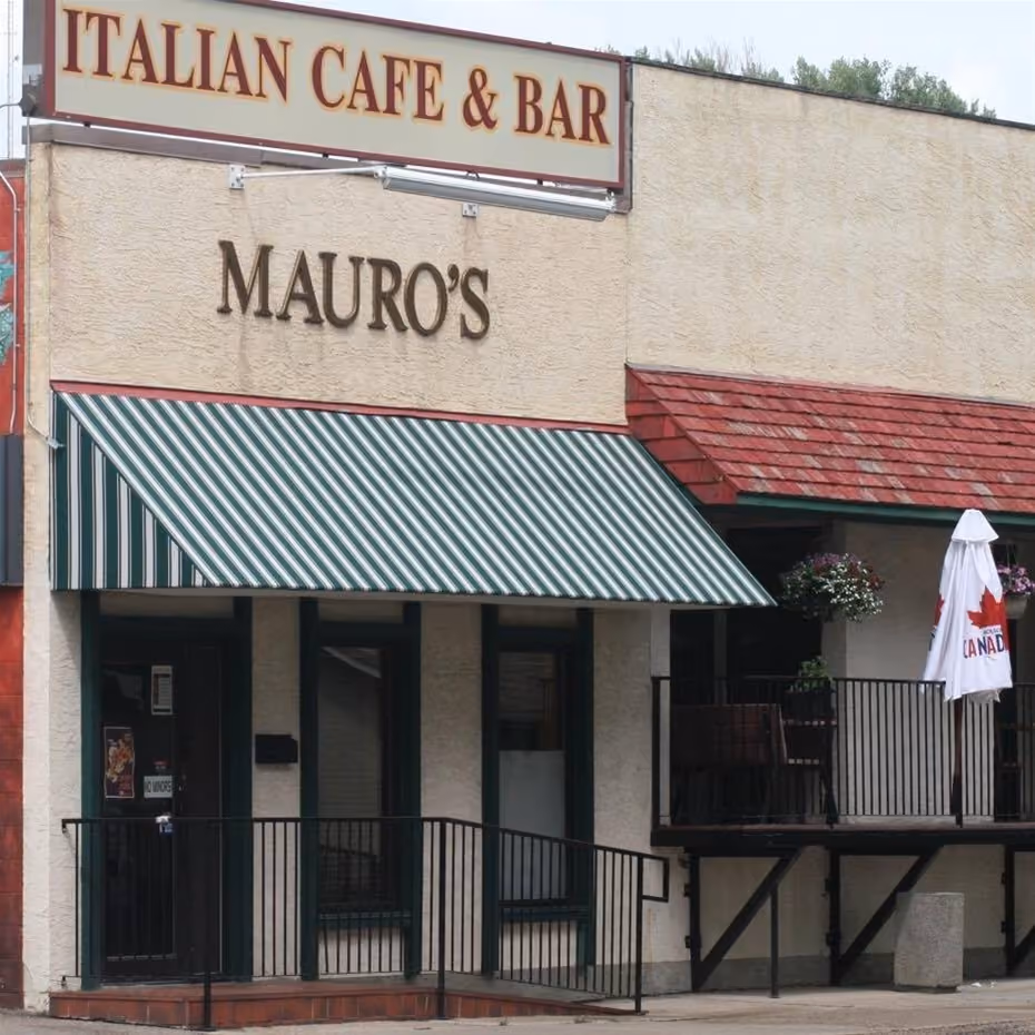 Mauro's Italian Cafe & Bar