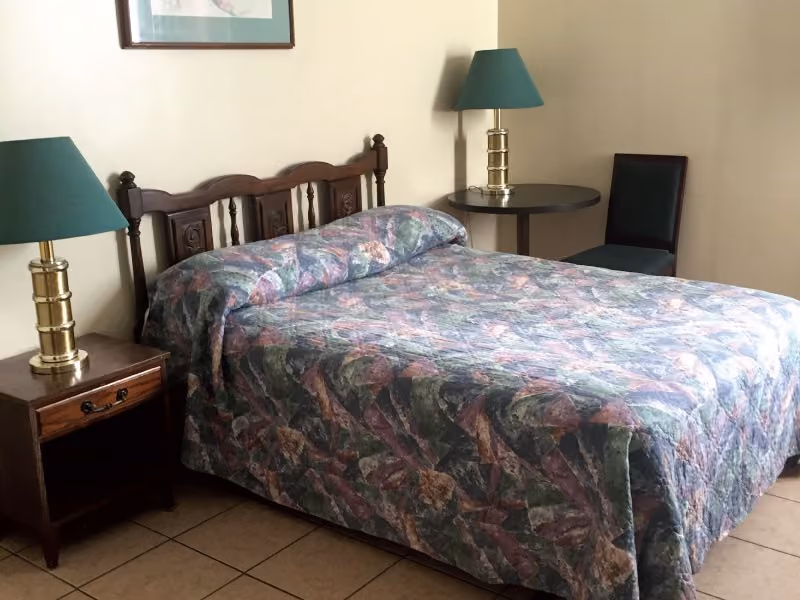 Park Lane Motor Hotel