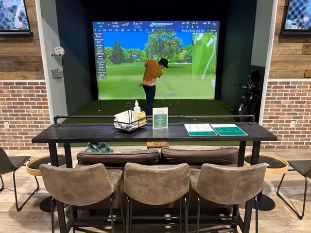 Studio Fore Indoor Golf Entertainment