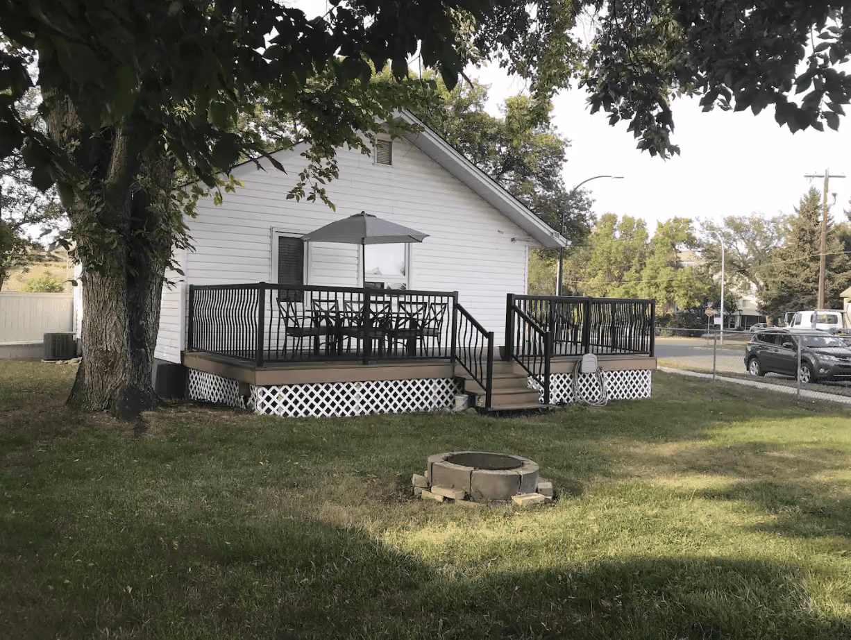What’s on 2nd? Two-Bedroom Near Historic Downtown