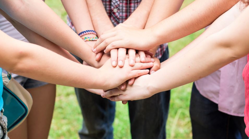 Teen Unity Circle I Aug. 12