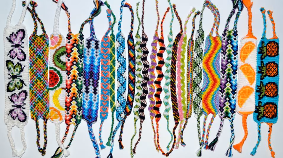 Crafternoon: Friendship Bracelets I Aug. 19 (ages 0-12)