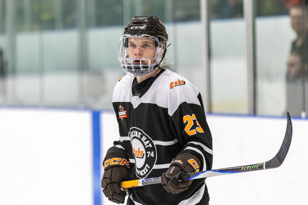 Medicine Hat Cubs vs Okotoks Bisons