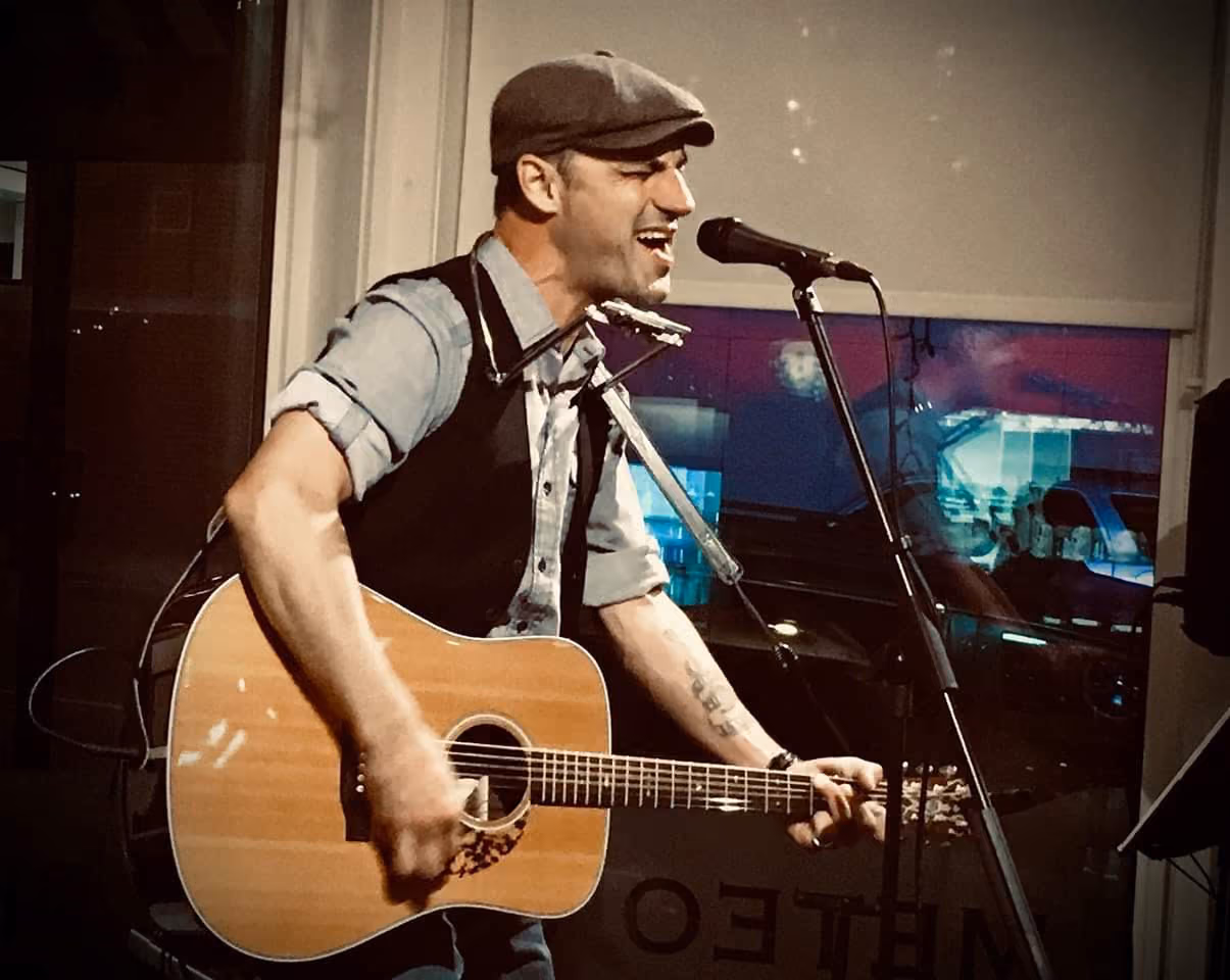 Canadiana musician Steve Benoit is returning to the prairies!