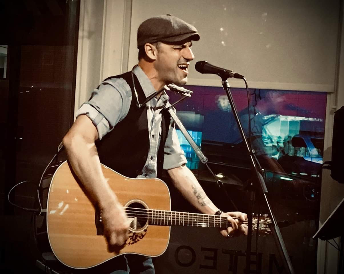 Canadiana musician Steve Benoit is returning to the prairies!