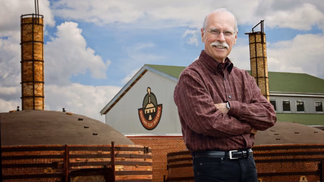 Medicine Hat In His Mind's Eye: The Memories of Jim Marshall