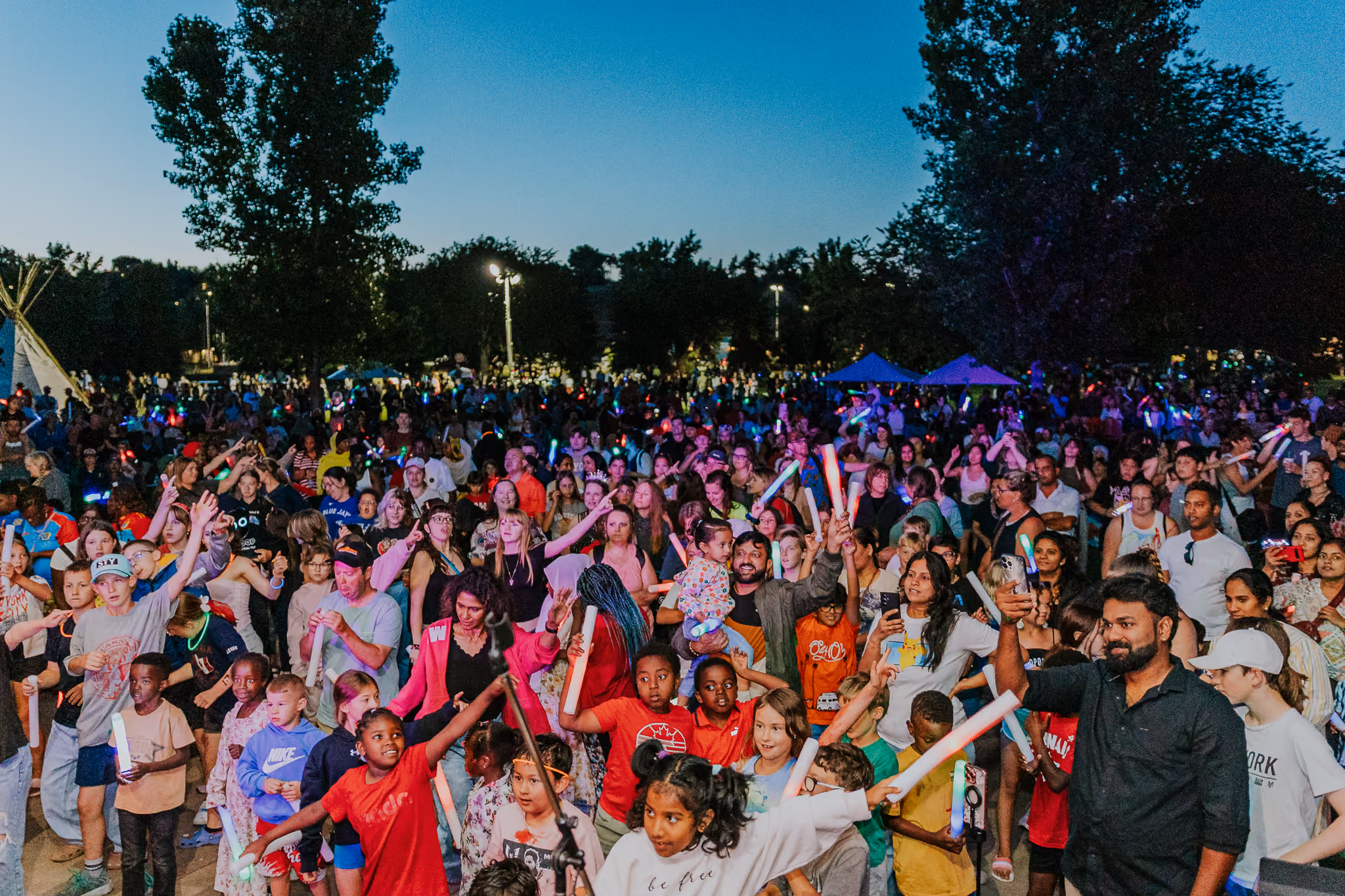 Glow up the Globe Dance Party