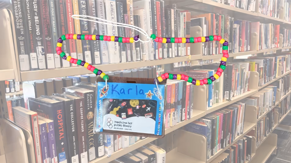 Family Craft: Library Card Holders (ages 12 and under)