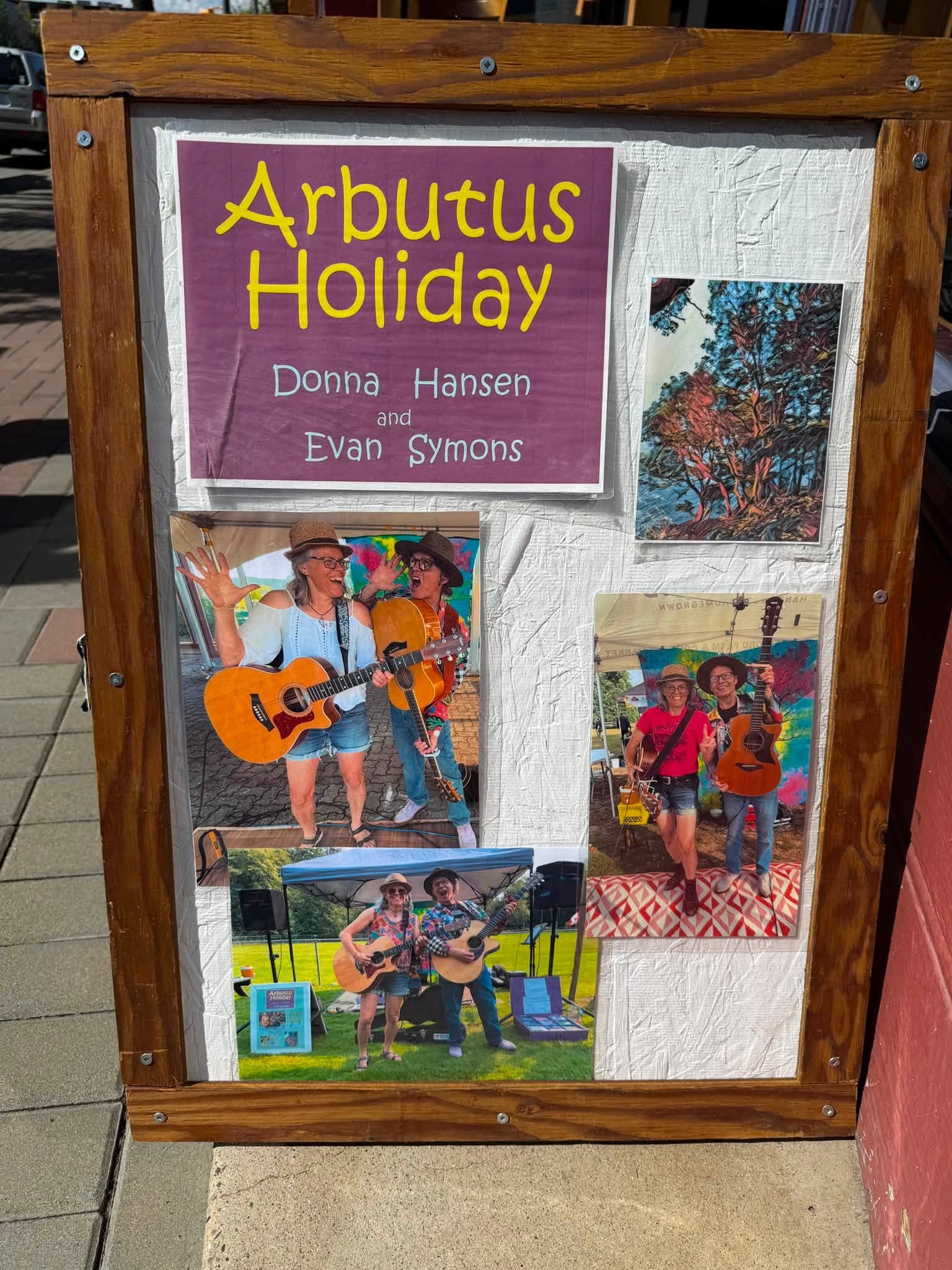 Arbutus Holiday at Note 