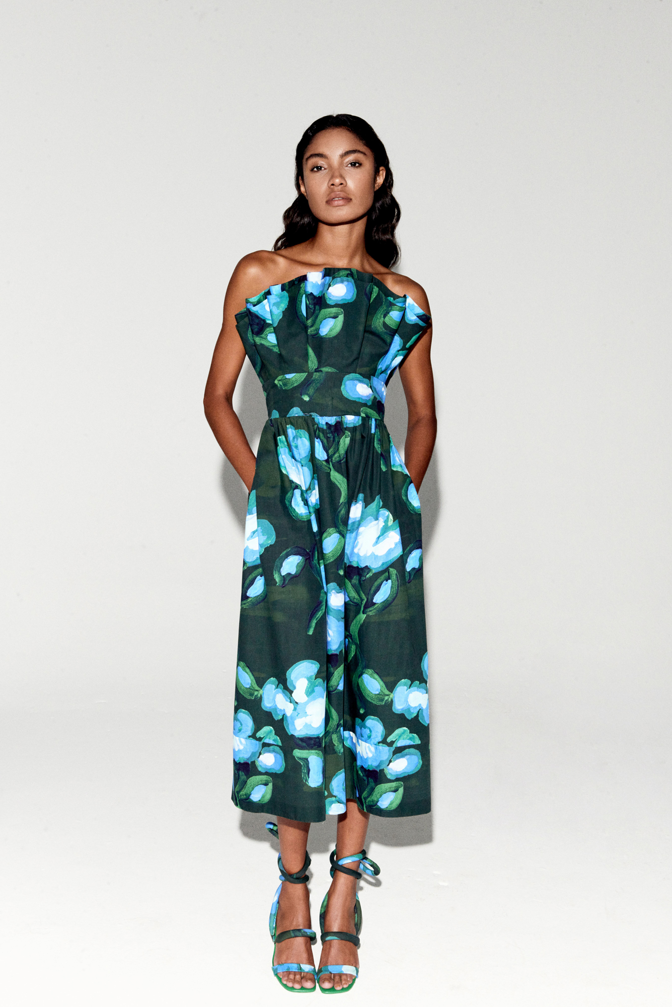 Abanico Dress in Recuerdos Verde Print
