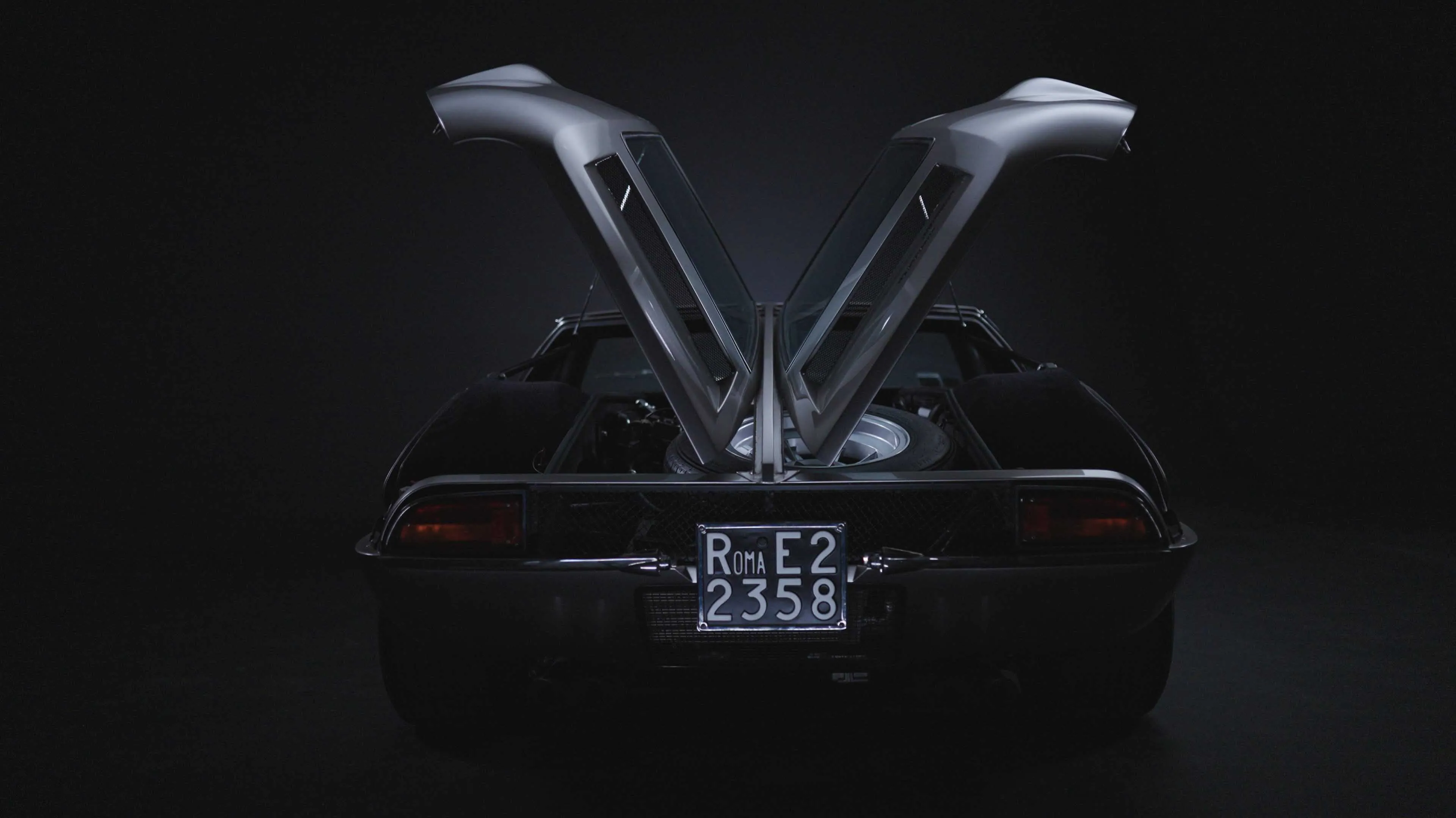 DeTomaso Enigma Mangusta Studio 2