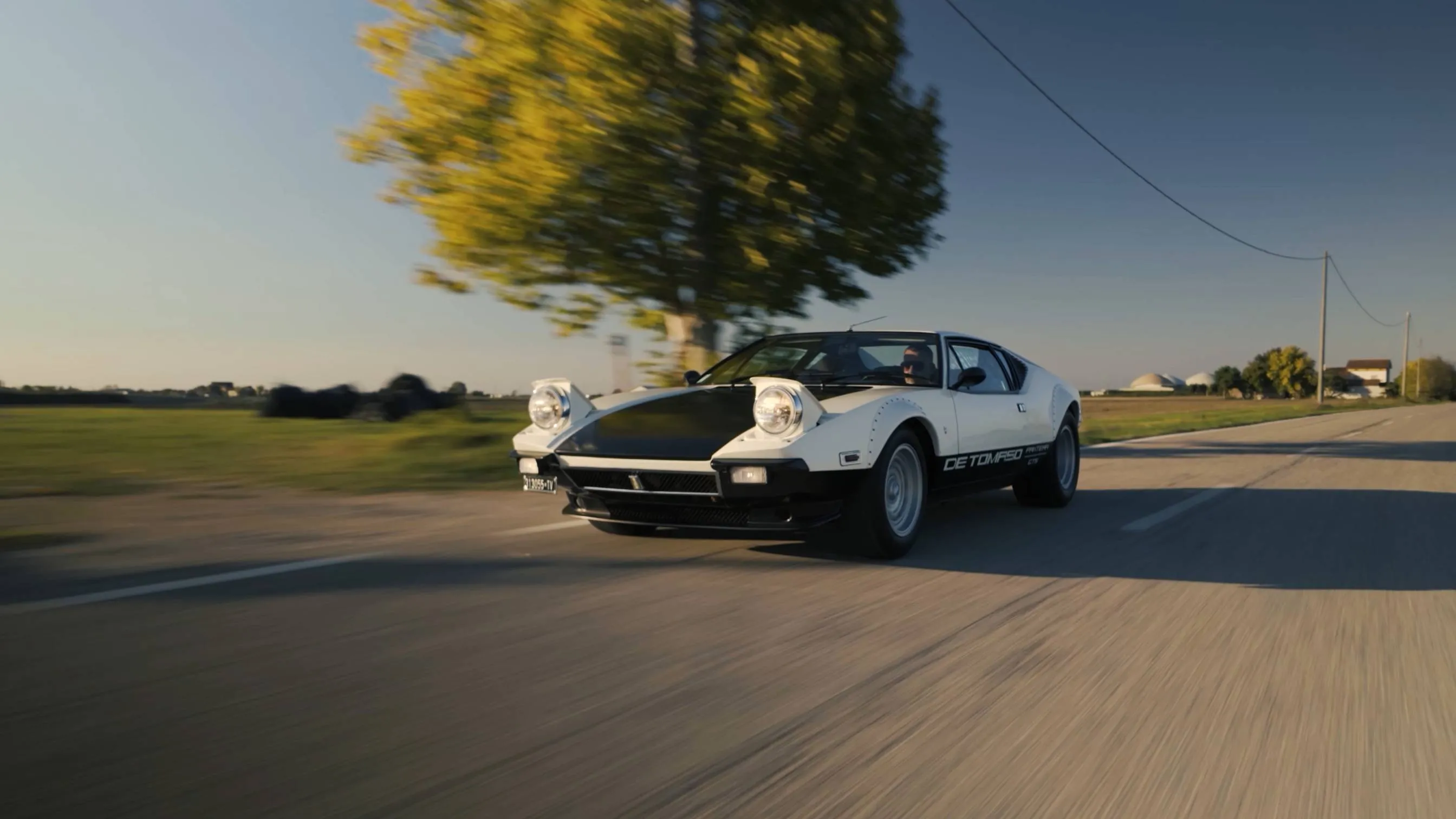 DeTomaso Enigma Pantera Road