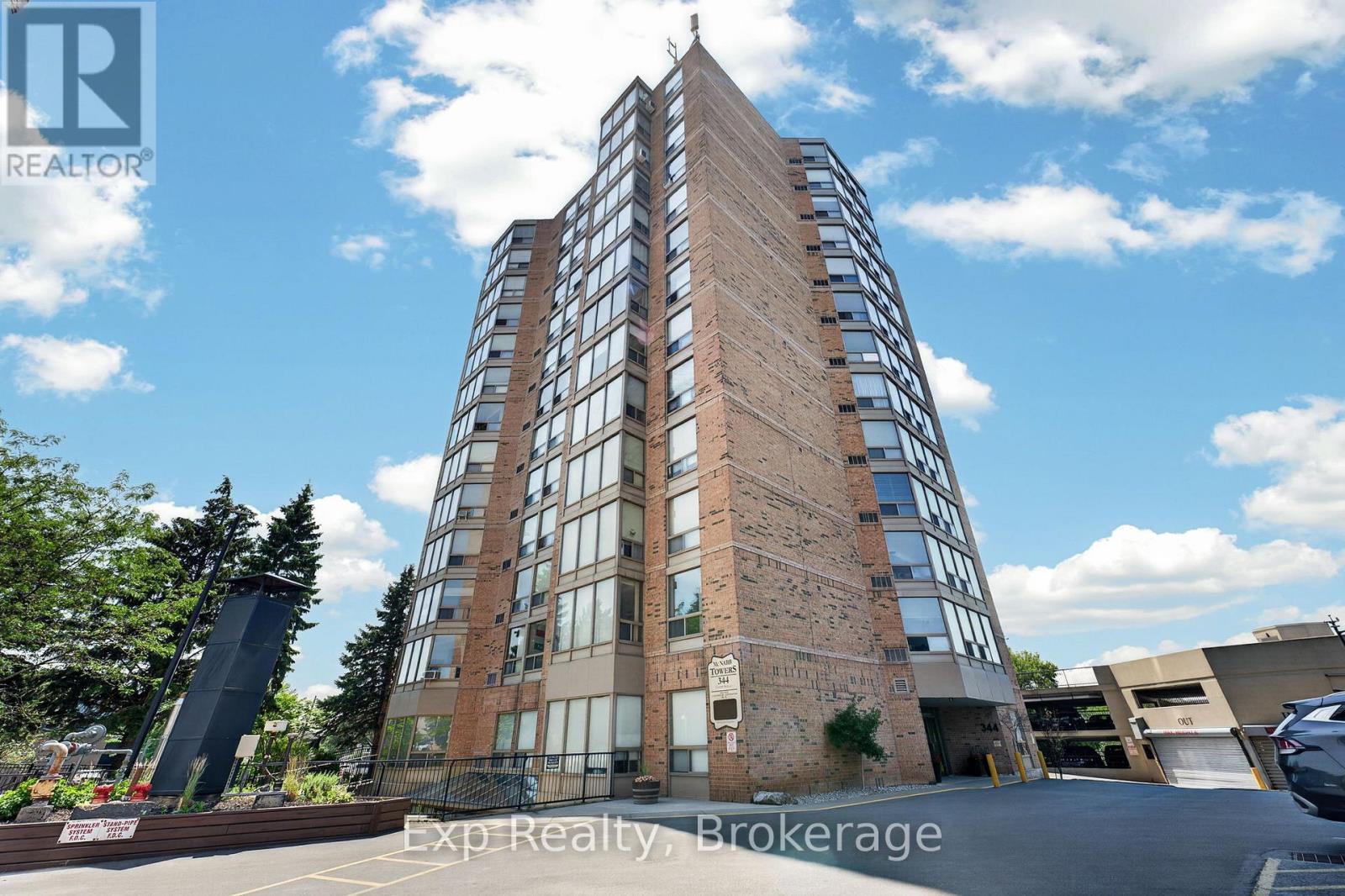305 - 344 FRONT STREET